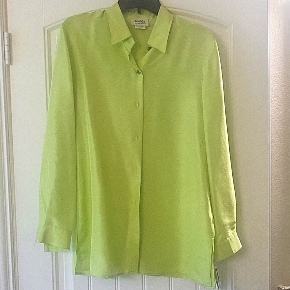 Silks by Joan Leslie womens top